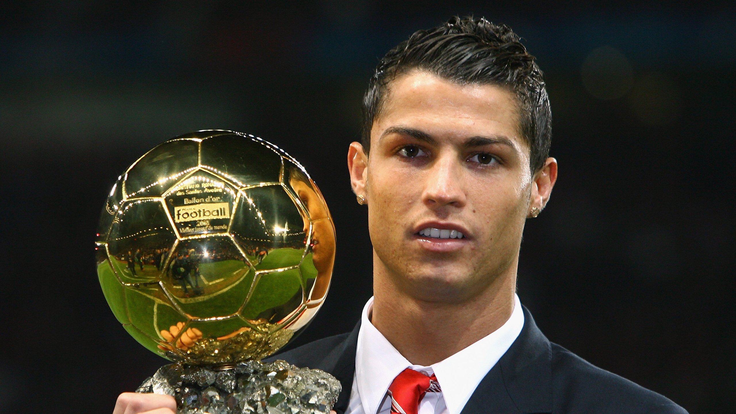 mk体育官网入口-世界杯难忘经典：让人难以忘怀的瞬间！，世界杯震撼的场景